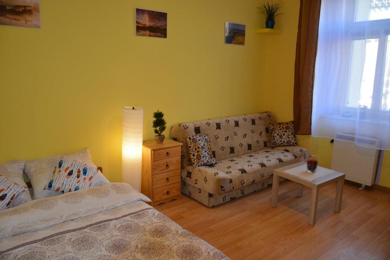 Miracool Apartament Apartment Krakow Luaran gambar